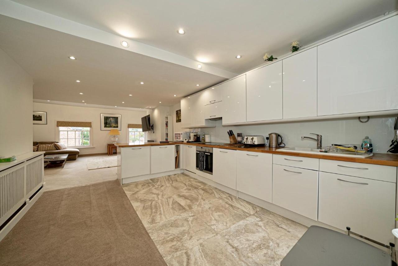 Serviced Apartments Macclesfield Eksteriør billede